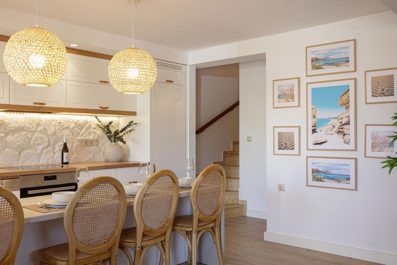Villa Seashell -Wonderful Newly Renovated Villa On The Beach Γαλατάς Εξωτερικό φωτογραφία