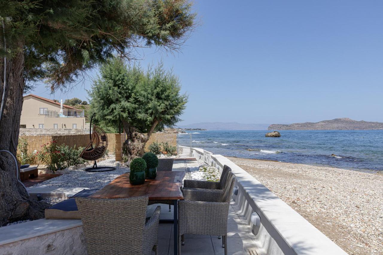 Villa Seashell -Wonderful Newly Renovated Villa On The Beach Γαλατάς Εξωτερικό φωτογραφία